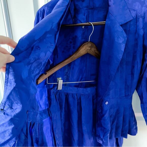 Vintage 100% Silk Butterfly Garden Embossed Print Skirt Suit Set size M 8 🦋 - Picture 5 of 9